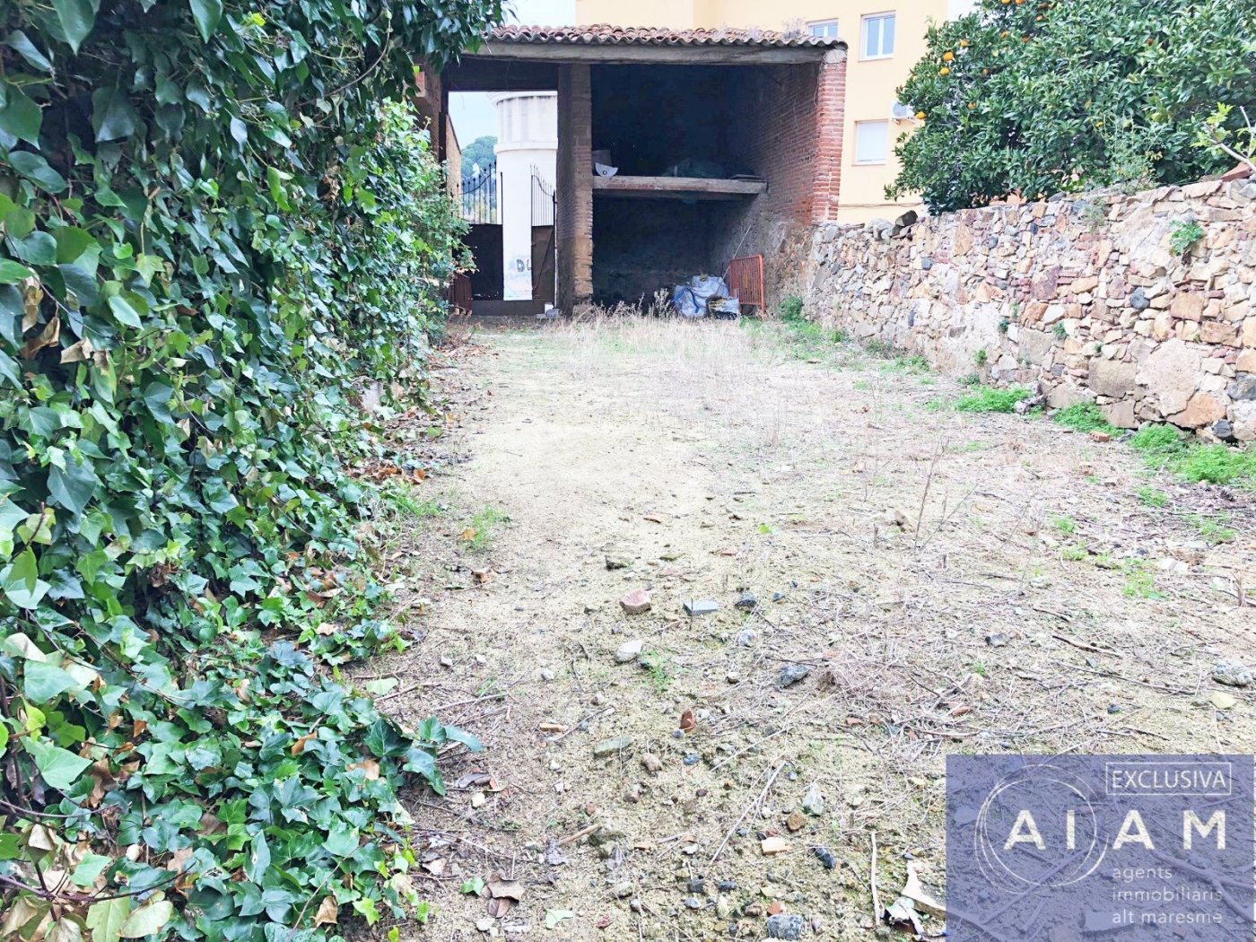Solar For sale Pineda de Mar